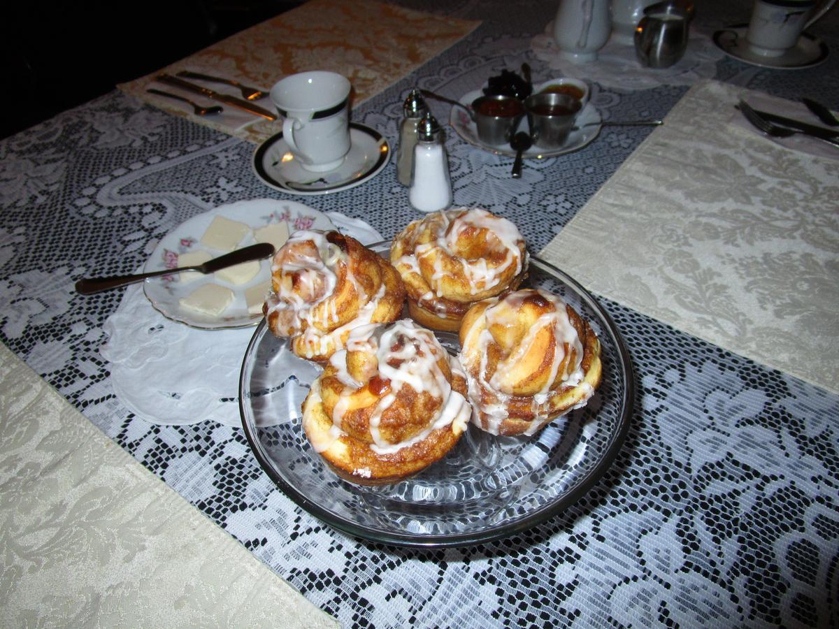Sir Isaac Brock B&B Luxury Suites Brockville Bagian luar foto